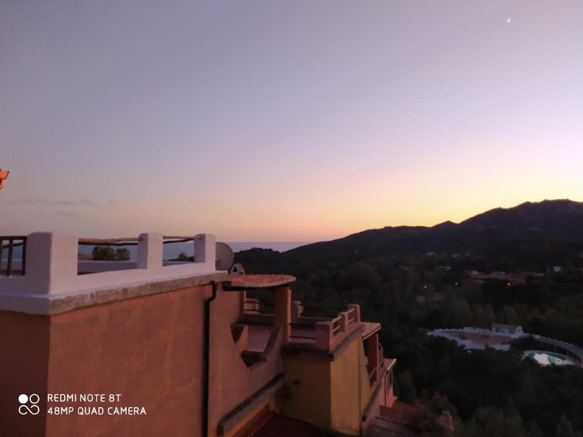 Capo Blu - Santa Margherita Di Pula Villa Luaran gambar