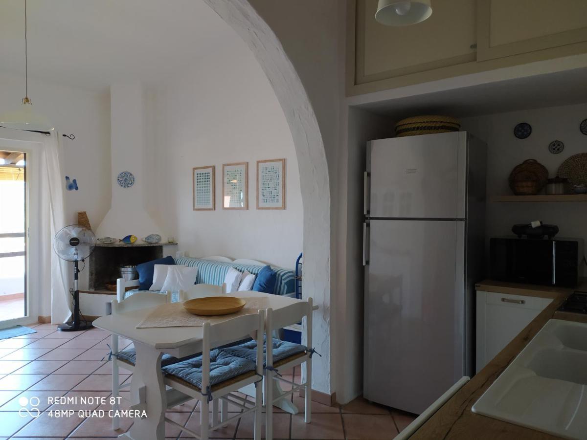 Capo Blu - Santa Margherita Di Pula Villa Luaran gambar
