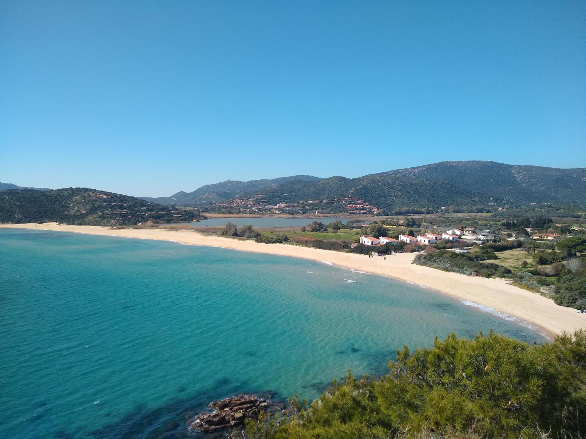 Capo Blu - Santa Margherita Di Pula Villa Luaran gambar