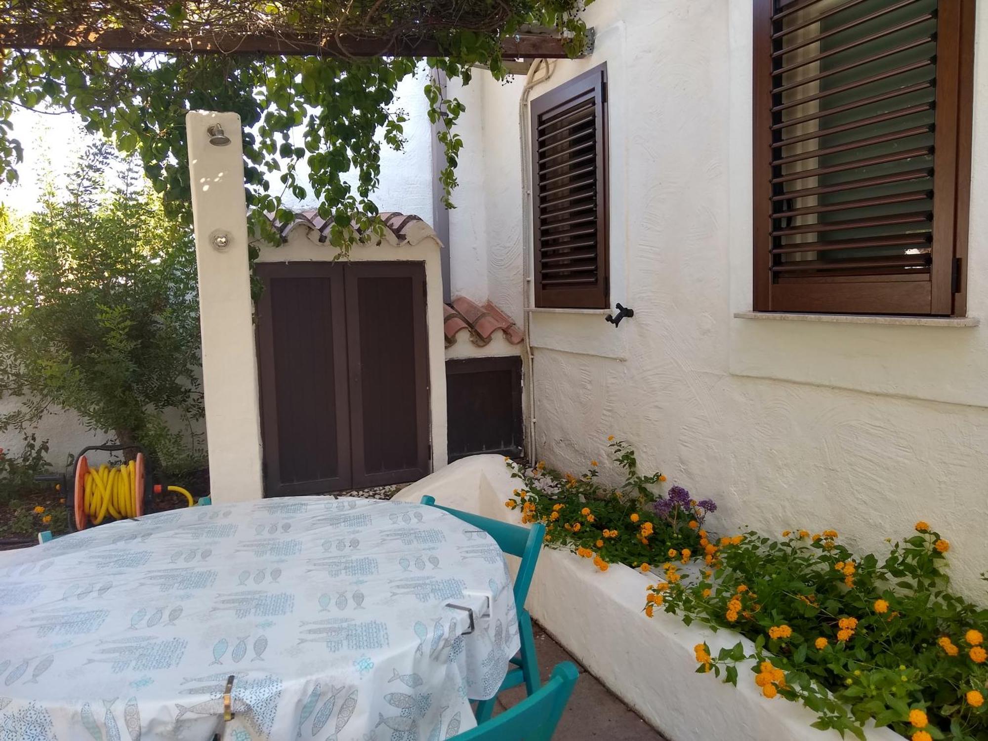 Capo Blu - Santa Margherita Di Pula Villa Luaran gambar