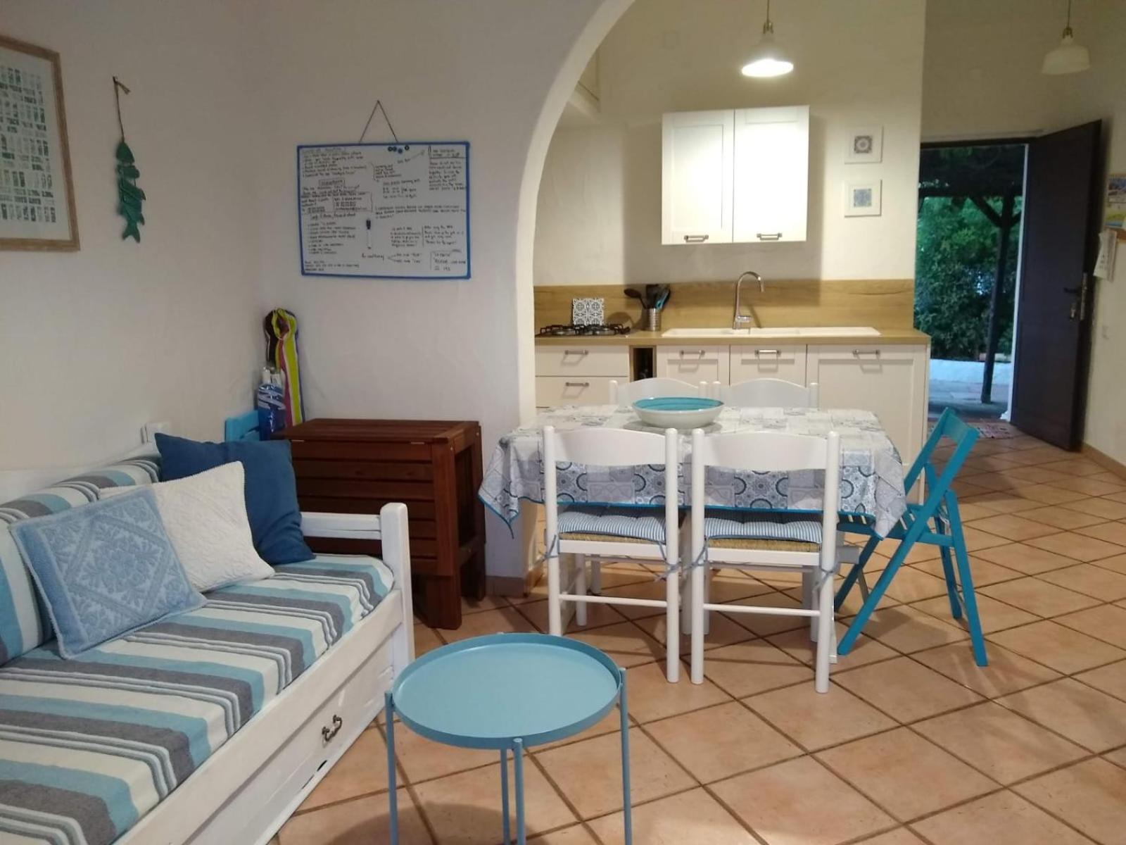 Capo Blu - Santa Margherita Di Pula Villa Luaran gambar